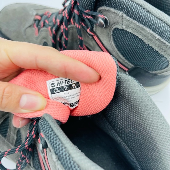 WOMENS HI-TEC WATERPROOF HIKING TRAIL OUTDOOR TALL HIGH TOP BOOTS SHOES - Picture 11 of 12